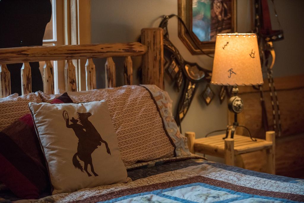 Western Pleasure Guest Ranch Sandpoint Exterior foto